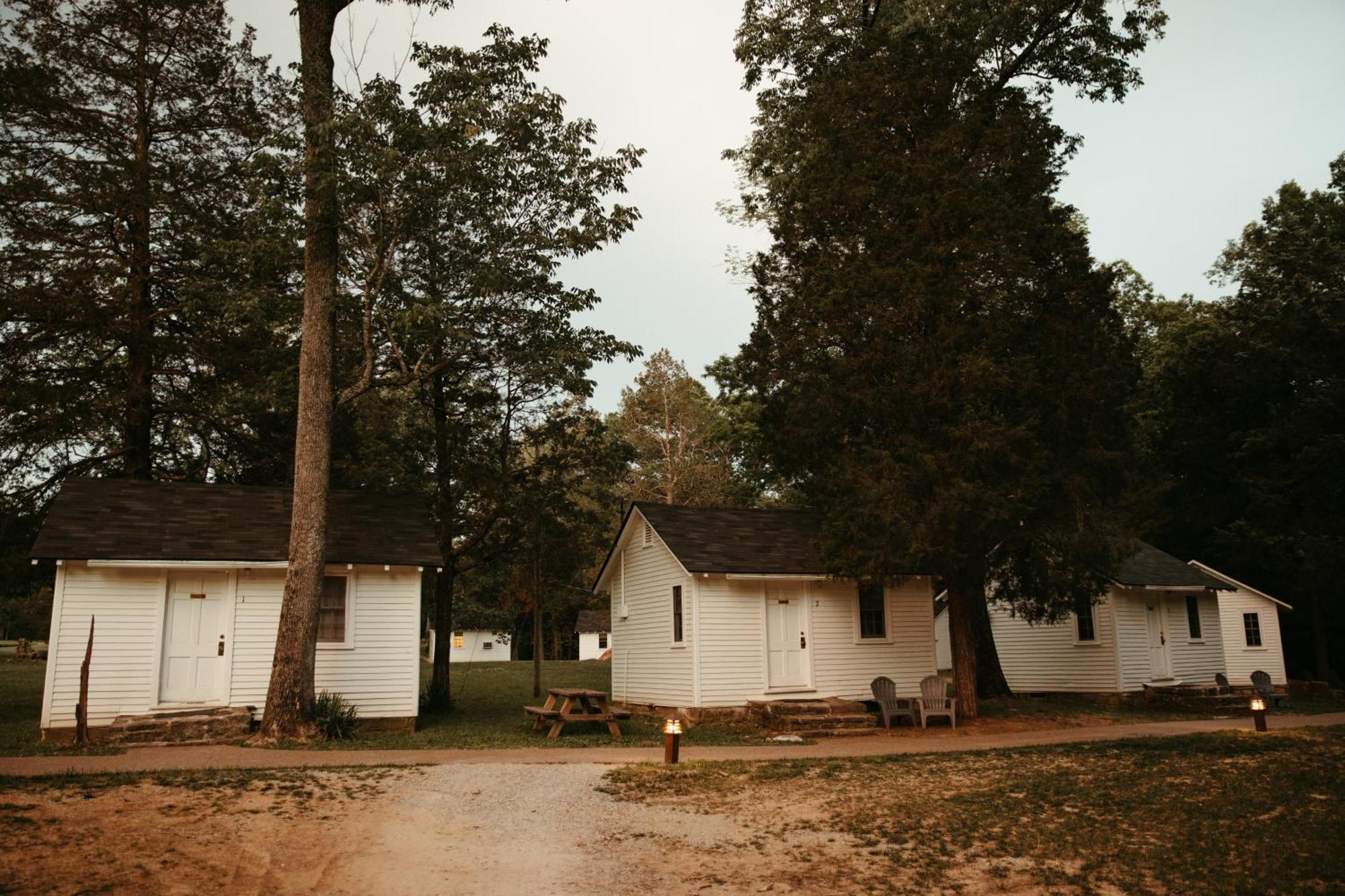 Mammoth Cave Lodge And Cabins Eksteriør billede
